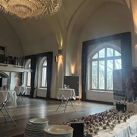Palace St. George فندق بوروسيا مونشنغلادباخ
