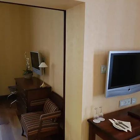Palace St. George 4*