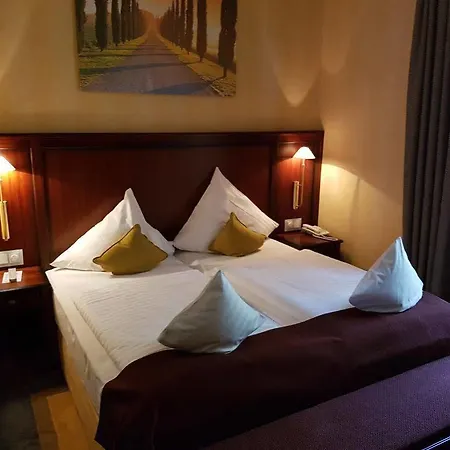 Palace St. George 3*