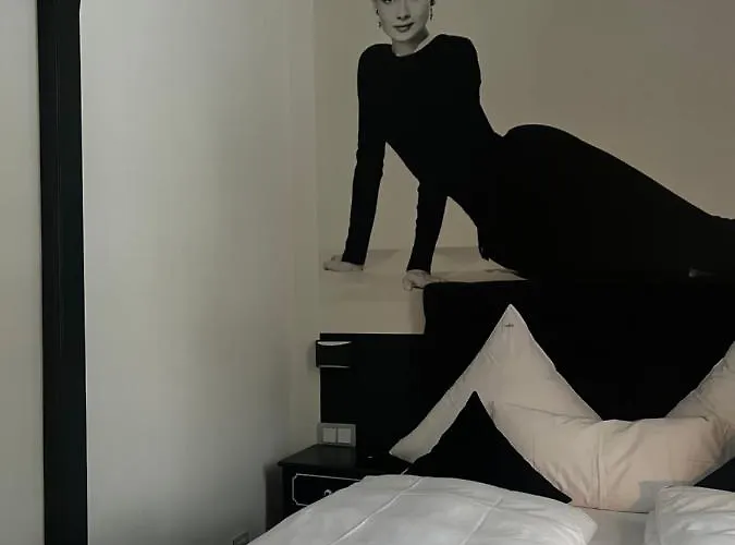 圣乔治宫酒店 4*