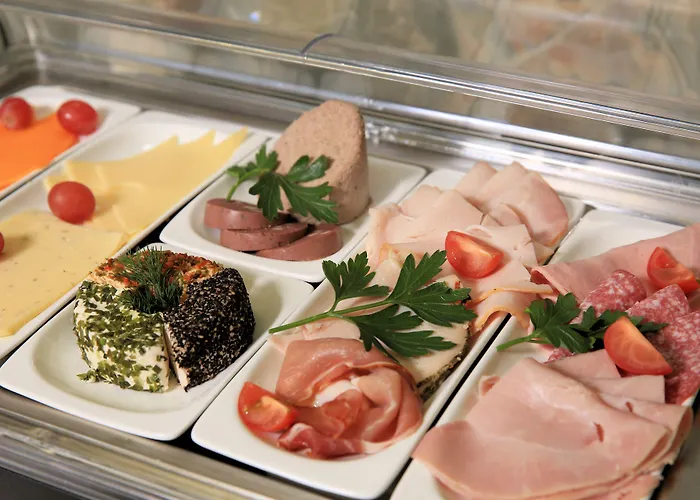 圣乔治宫酒店 4*