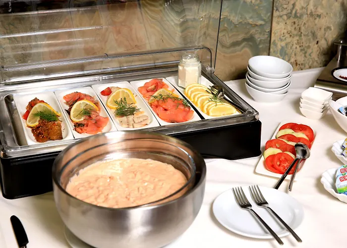 圣乔治宫酒店 4*